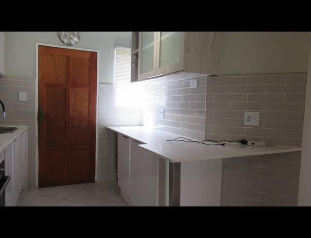 2 BEDROOM TOWNHOUSE FOR SALE IN ELANDSPARK